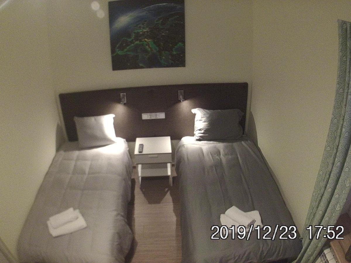 Rent0Nline Brwinow Rooms Exterior foto