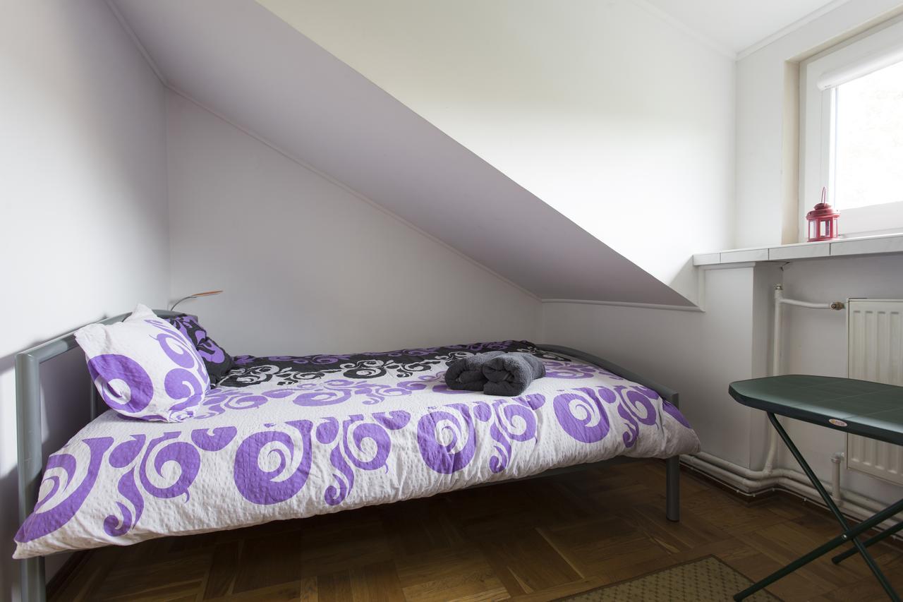 Rent0Nline Brwinow Rooms Exterior foto